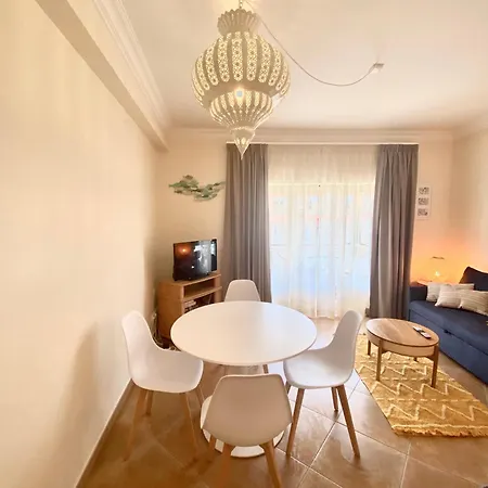 Sunbliss - Praia, Piscina E Localizacao